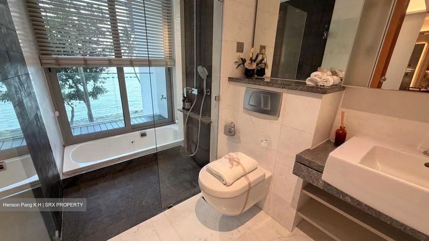 The Oceanfront @ Sentosa Cove (D4), Condominium #621187261